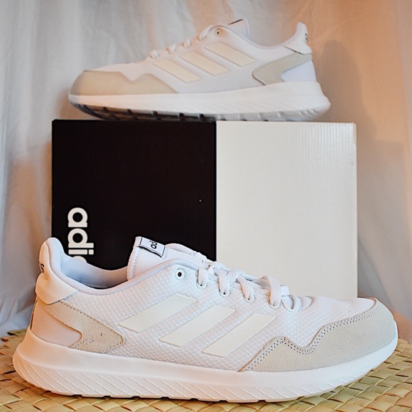 adidas archivo white